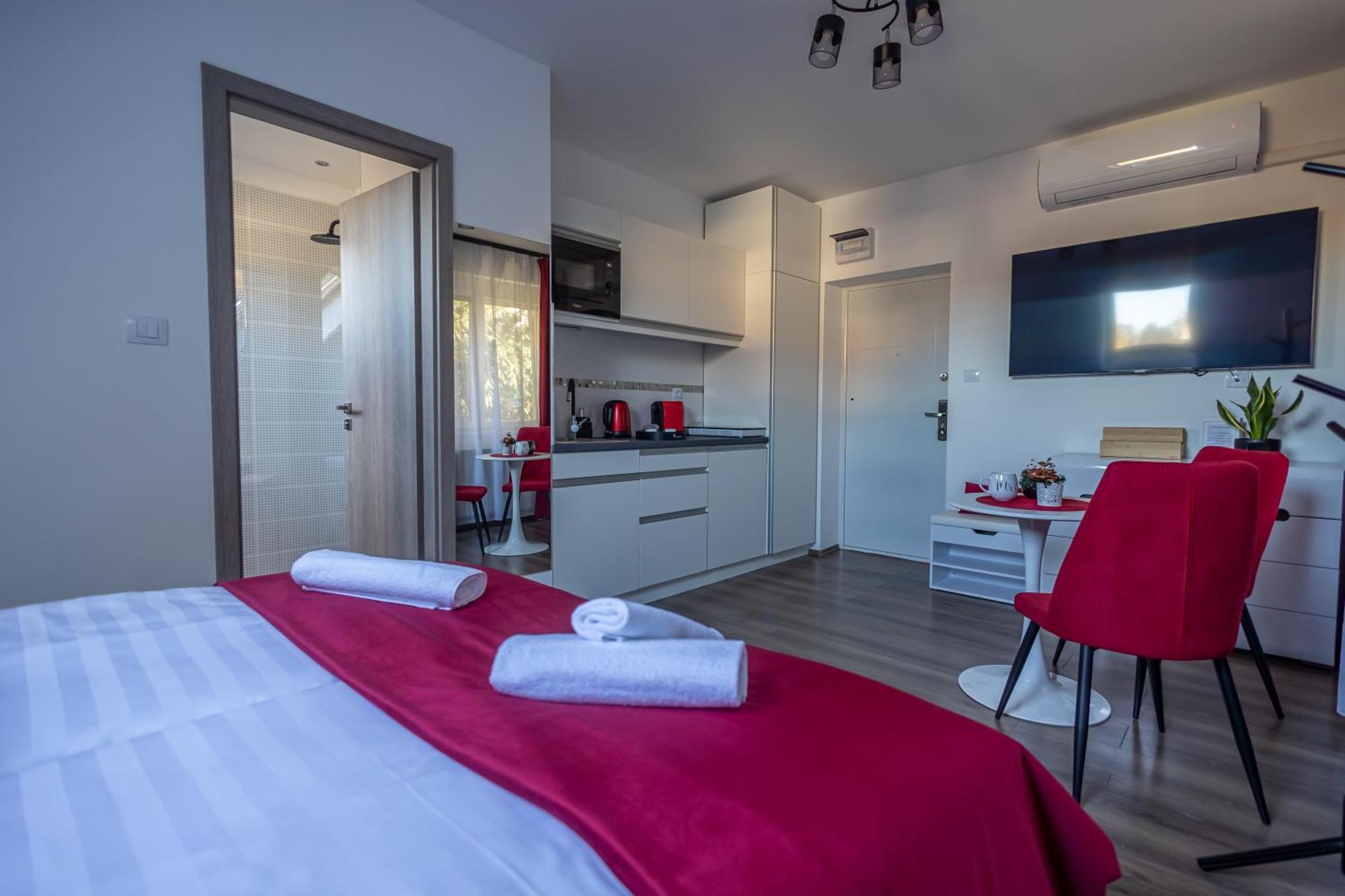 Happy Home Apartman Miskolc Exterior foto